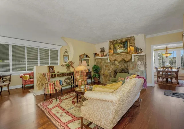 Photo 2 of Single family home for sale at 2015 E Beacon By Way, Lakeland, FL 33803 | MLS# L4963048 | Listing updated on 2026-09-11