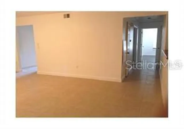Photo 2 of Condo for sale at 4166 Versailles Dr #4166D, Orlando, FL 32808 | MLS# S5152476 | Listing updated on 2026-09-14
