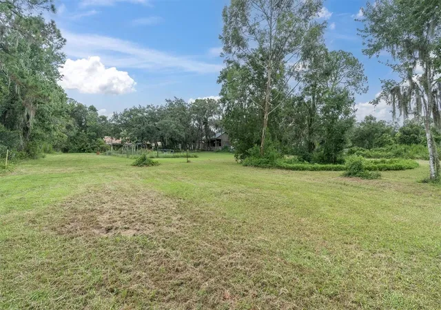 Photo 3 of Single family home for sale at 6812 Ridge Top Dr, New Port Richey, FL 34655 | MLS# TB8522973 | Listing updated on 2026-10-17