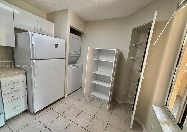 Listing Photo 5 - Condo for sale in building located at 1040 Coral Springs Clb, CORAL SPRINGS, FL 33071 - Unit #1040