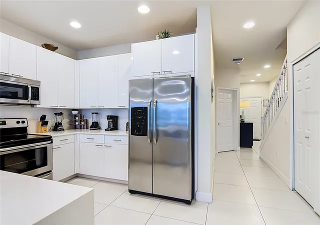 Photo 3 of Townhouse for sale at 1433 Retreat Cir, Clermont, FL 34714 | MLS# O6419874 | Listing updated on 2026-09-14