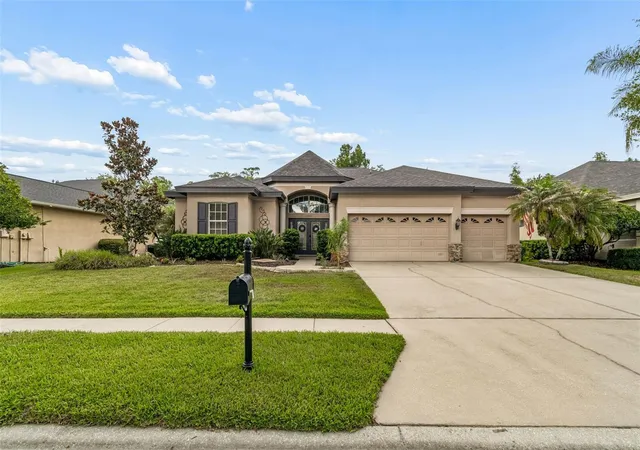 Photo 2 of Single family home for sale at 23305 Gracewood Cir, Land O Lakes, FL 34639 | MLS# TB8523267 | Listing updated on 2026-09-15