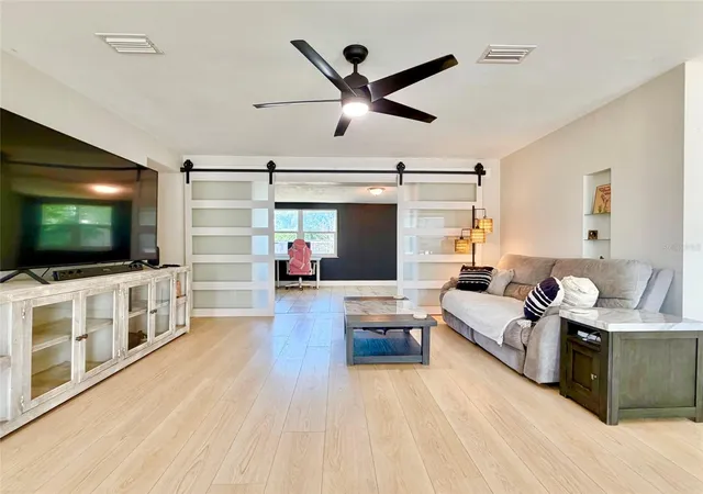 Photo 3 of Sale Pending at 3300 58th Street N, Saint Petersburg, FL | MLS# TB8523422 | Listing updated on 2026-10-02