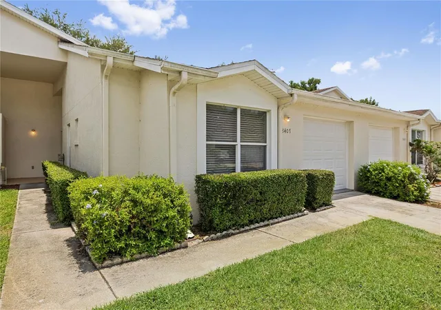 Listing Photo 4 - Condo for sale in building located at 8407th Ter Mdws Ct, TAMPA, FL 33637 - Unit #N/A