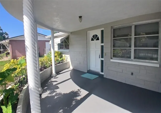 Photo 3 of Single family home for sale at 2109 Shannon Dr, Holiday, FL 34690 | MLS# TB8523552 | Listing updated on 2026-10-10