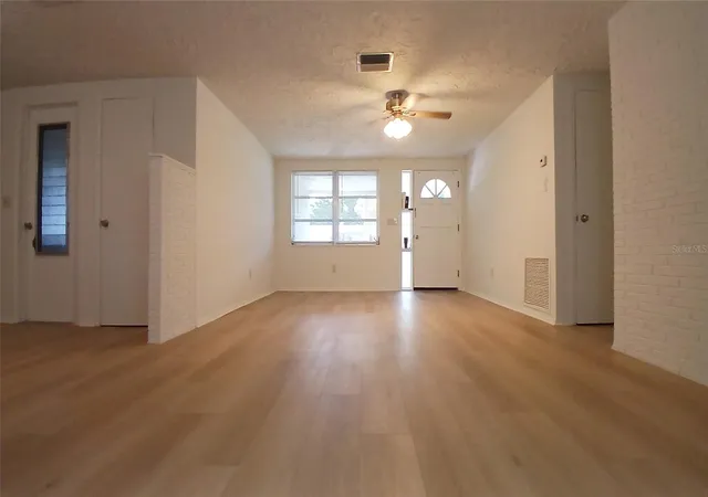 Photo 4 of Single family home for sale at 2109 Shannon Dr, Holiday, FL 34690 | MLS# TB8523552 | Listing updated on 2026-10-10
