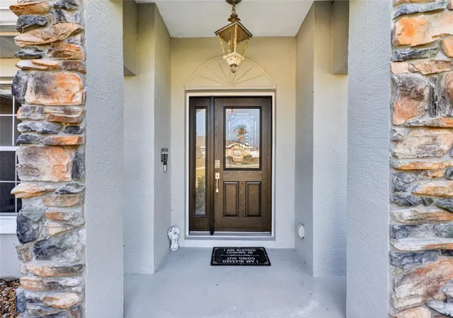 Photo 3 of Sale Pending at 9583 SW 46th Terrace, Ocala, FL 34476 | MLS# OM727486 | Listing updated on 2026-09-11