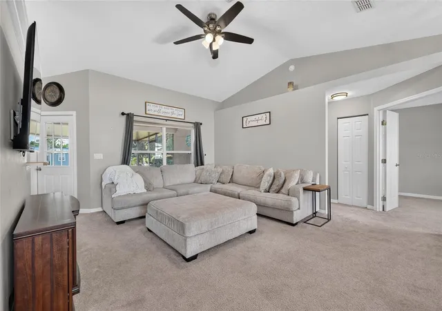 Photo 4 of Sale Pending at 9583 SW 46th Terrace, Ocala, FL 34476 | MLS# OM727486 | Listing updated on 2026-09-11