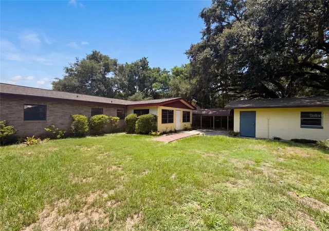 Photo 16 of Sale Pending at 3129 Avenue W NW, WINTER HAVEN, FL 33881 | MLS# O6420432 | Listing updated on 2026-10-01