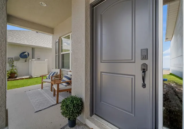 Photo 3 of Single family home for sale at 10062 Winding River Rd, Punta Gorda, FL 33950 | MLS# A4698349 | Listing updated on 2026-09-30