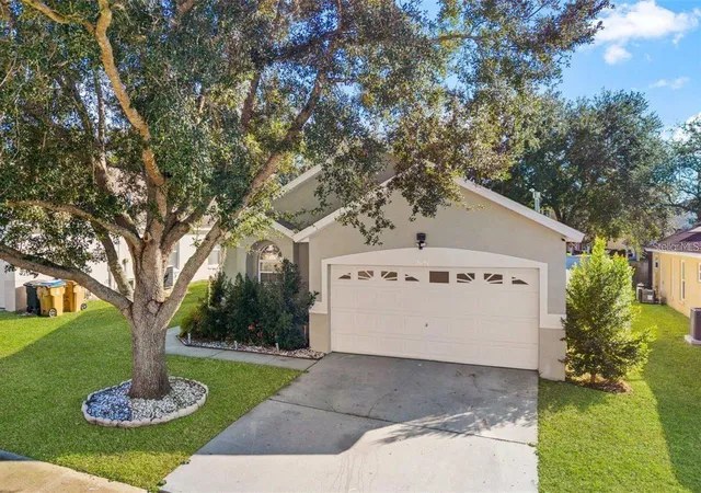 Photo 1 of Single family home for sale at 2627 Oneida Loop, Kissimmee, FL 34747 | MLS# O6420584 | Listing updated on 2026-10-08
