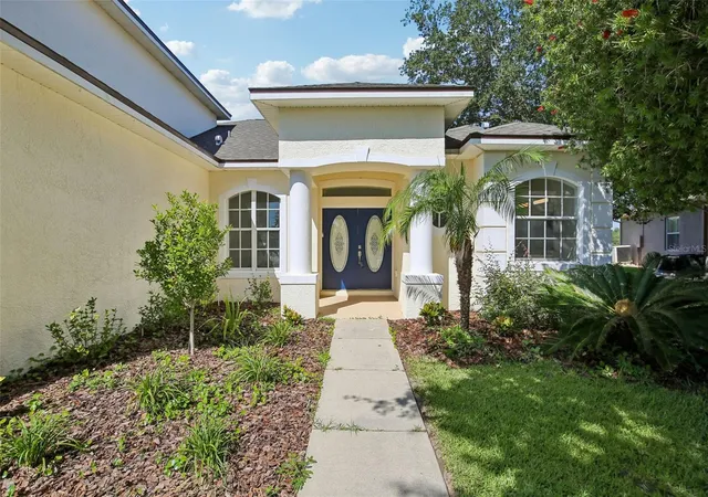 Photo 3 of Single family home for sale at 2265 Long View Cir, Spring Hill, FL 34604 | MLS# TB8524204 | Listing updated on 2026-09-11