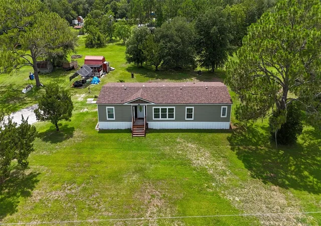 Photo 3 of Manufactured home for sale at 1322 Forest Park St, Bunnell, FL 32110 | MLS# FC319591 | Listing updated on 2026-09-15