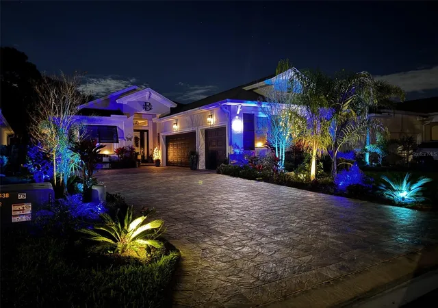 Photo 2 of Single family home for sale at 20 Spring St, Palm Coast, FL 32164 | MLS# A4698475 | Listing updated on 2026-10-11