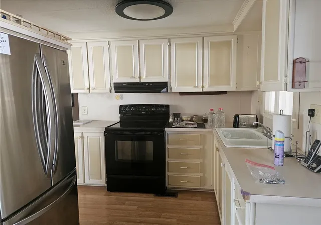 Photo 3 of Manufactured home for sale at 104 Ixora Way, Leesburg, FL 34748 | MLS# G5114432 | Listing updated on 2026-09-10