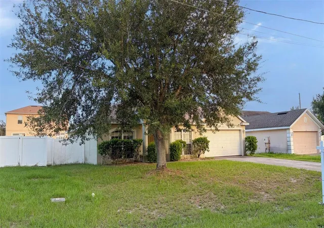 Photo 2 of Sale Pending at 451 Peace Ct, Kissimmee, FL 34759 | MLS# O6420990 | Listing updated on 2026-10-22
