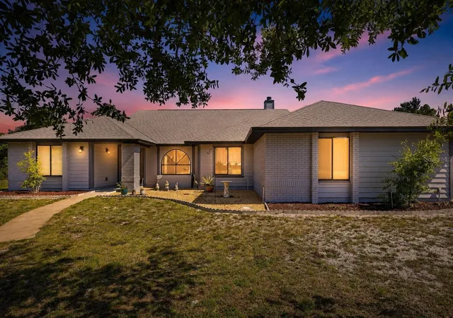 Photo 2 of Single family home for sale at 168 Community Dr, Debary, FL 32713 | MLS# V4949939 | Listing updated on 2026-09-24