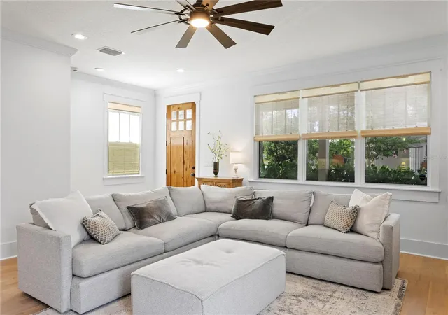 Photo 4 of Single family home for sale at 213 W Elm St, Tampa, FL 33604 | MLS# TB8524770 | Listing updated on 2026-10-29