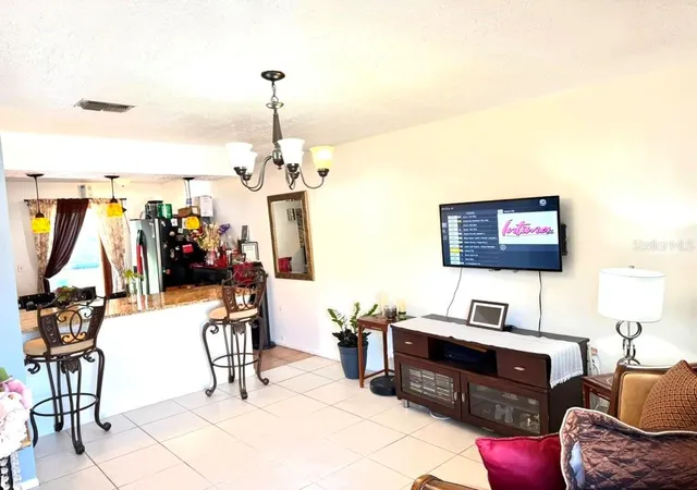 Photo 3 of House for sale at 69 S Marbrisa Way, Kissimmee, FL 34743 | MLS# S5152824 | Listing updated on 2026-09-22