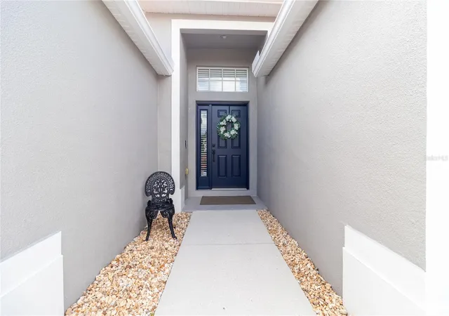 Photo 3 of Single family home for sale at 8964 Stone Harbour Loop, Bradenton, FL 34212 | MLS# A4698760 | Listing updated on 2026-10-06