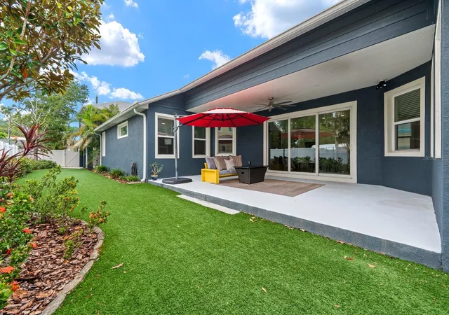 Photo 2 of Single family home for sale at 1028 5th Street N, St Petersburg, FL 33701 | MLS# TB8525269 | Listing updated on 2026-10-22