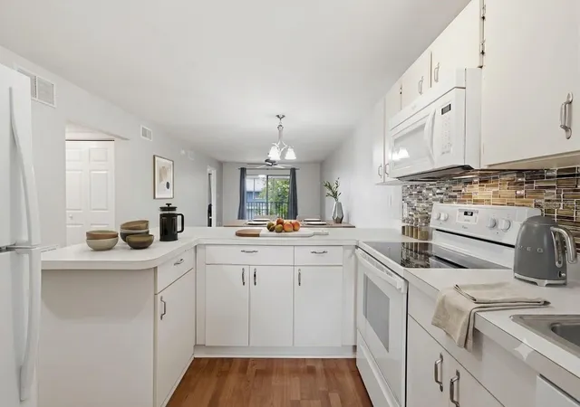 Photo 3 of Condo for sale at 6033 34th Street W #44, Bradenton, FL 34210 | MLS# O6421776 | Listing updated on 2026-09-14