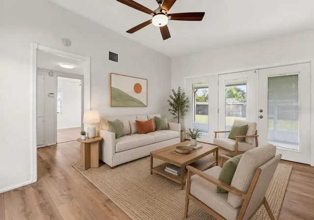 Photo 3 of Single family home for sale at 139 S Alder Dr, Orlando, FL 32807 | MLS# O6421914 | Listing updated on 2026-09-26