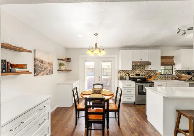 Photo 4 of Single family home for sale at 4321 NW 20th Street, Gainesville, FL 32605 | MLS# GC541678 | Listing updated on 2026-10-20