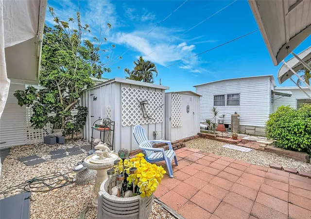 Photo 3 of Manufactured home for sale at 7490 46th Avenue N #109, St Petersburg, FL 33709 | MLS# TB8525849 | Listing updated on 2026-09-13