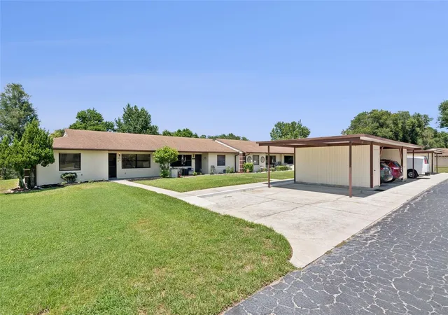 Photo 3 of Single family home for sale at 12441 Orangewood Cir, Tavares, FL 32778 | MLS# O6422303 | Listing updated on 2026-09-15
