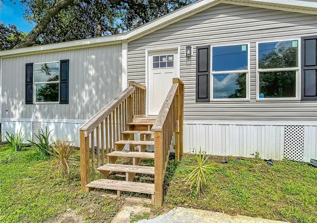 Photo 3 of Manufactured home for sale at 1657 Flounder St, Saint Cloud, FL 34771 | MLS# O6422304 | Listing updated on 2026-09-18