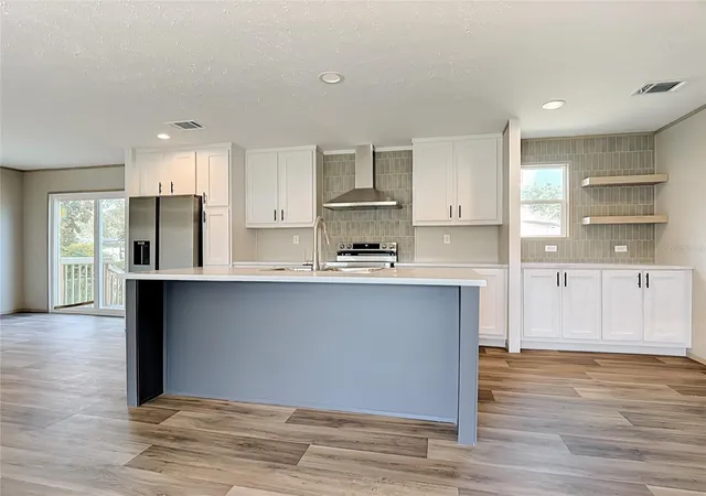 Photo 3 of Manufactured home for sale at 1657 Flounder St, Saint Cloud, FL 34771 | MLS# O6422304 | Listing updated on 2026-09-18