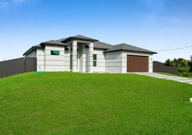 Photo 3 of Single family home for sale at 1512 Leroy Ave, Lehigh Acres, FL 33972 | MLS# O6422502 | Listing updated on 2026-10-06