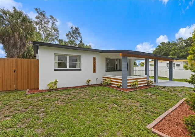 Photo 3 of Single family home for sale at 9581 49th Way N, Pinellas Park, FL 33782 | MLS# TB8526093 | Listing updated on 2026-10-05