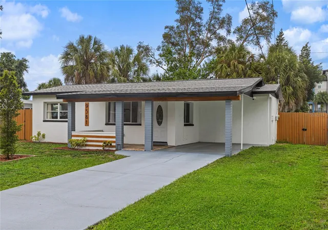 Photo 3 of Single family home for sale at 9581 49th Way N, Pinellas Park, FL 33782 | MLS# TB8526093 | Listing updated on 2026-10-05