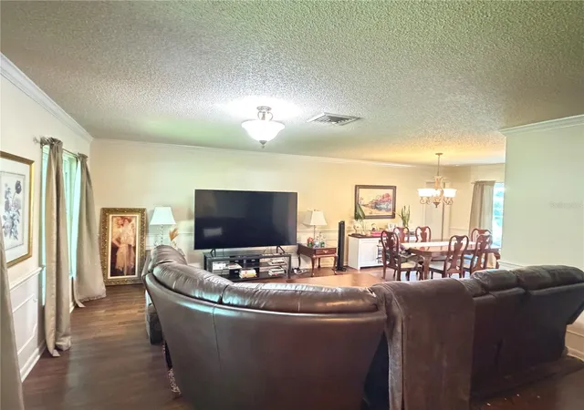 Photo 3 of Single family home for sale at 41 Greenfield Ct, Winter Haven, FL 33884 | MLS# L4963295 | Listing updated on 2026-10-04