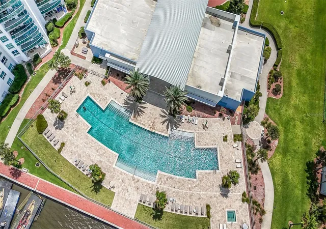 Photo 4 of Condo for sale at 241 Riverside Dr #1806, Daytona Beach, FL 32117 | MLS# FC319768 | Listing updated on 2026-09-12