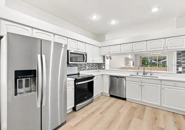 Photo 3 of Single family home for sale at 1333 Lindenwood Dr, Tarpon Springs, FL 34688 | MLS# TB8526538 | Listing updated on 2026-09-12