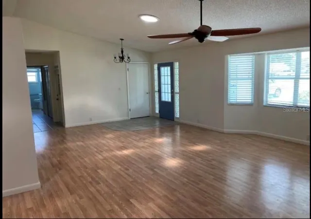 Photo 3 of Single family home for sale at 1117 Ben Hope Dr, Leesburg, FL 34788 | MLS# G5114745 | Listing updated on 2026-10-03