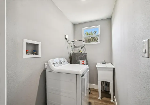 Photo 3 of Single family home for sale at 3206 N 29th Street, Tampa, FL 33605 | MLS# O6422963 | Listing updated on 2026-10-07