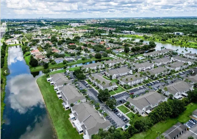 Photo 4 of Townhouse for sale at 734 Kensington Lake Cir #BRANDON, Brandon, FL 33511 | MLS# TB8526796 | Listing updated on 2026-10-20