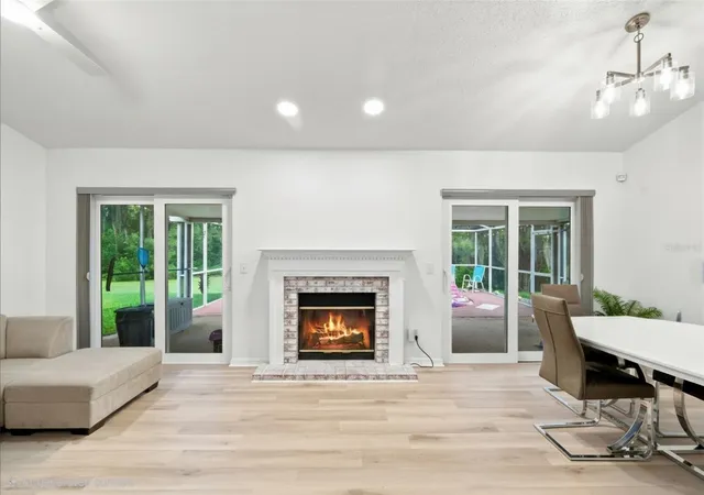 Photo 3 of Single family home for sale at 1014 Hardwood Dr, Valrico, FL 33596 | MLS# TB8526886 | Listing updated on 2026-10-05