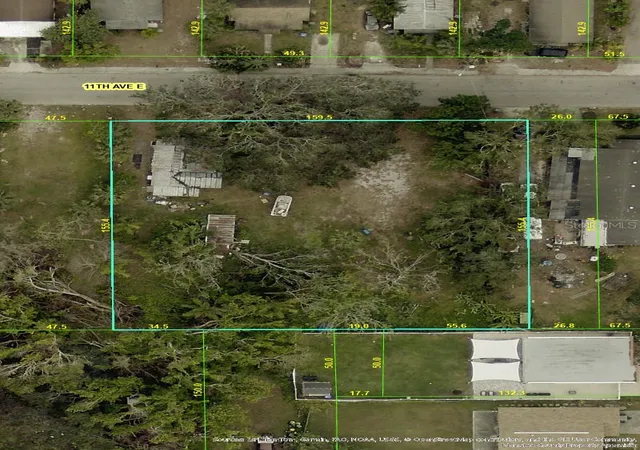 Photo 2 of Sale Pending at 200 11th Avenue E, Bradenton, FL 34208 | MLS# A4699371 | Listing updated on 2026-09-14