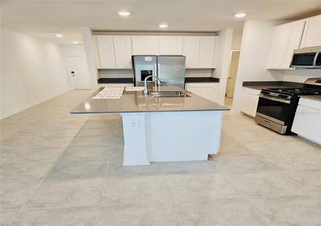 Photo 4 of Single family home for sale at 26220 Feathergrass Cir, Leesburg, FL 34748 | MLS# O6423365 | Listing updated on 2026-10-10