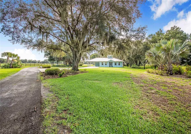 Photo 4 of Single family home for sale at 2424 Burns Ave, Lake Wales, FL 33898 | MLS# P4939257 | Listing updated on 2026-09-11