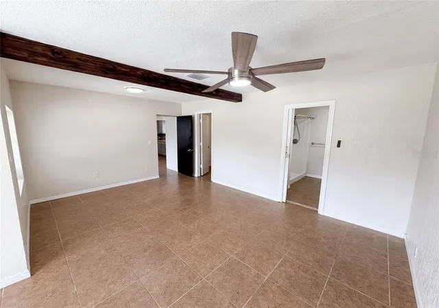 Photo 3 of Single Family Residence at 1907 Sue Ann St, Orlando, FL 32817 | MLS# O6423396 |  | Sold on 2026-10-30