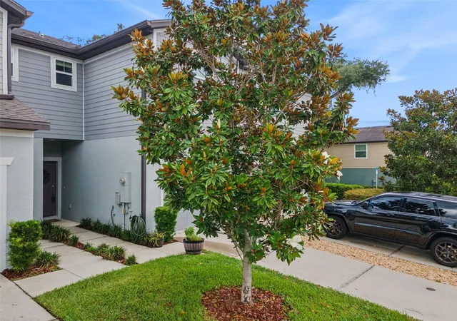 Photo 2 of Townhouse for sale at 5329 Sylvester Loop, Tampa, FL 33610 | MLS# O6423409 | Listing updated on 2026-09-26