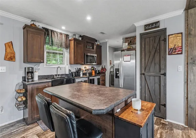 Photo 3 of Manufactured home for sale at 12615 Old Dade City Rd, Kathleen, FL 33849 | MLS# L4963360 | Listing updated on 2026-10-03