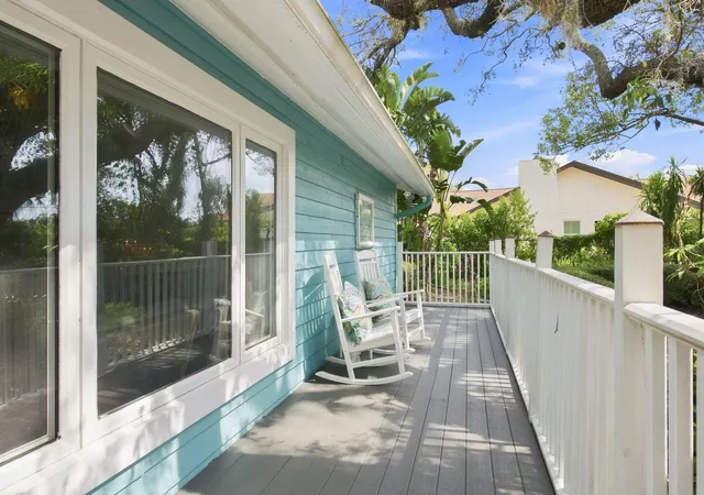 Photo 3 of Single family home for sale at 1111 Carlton Rd, Tarpon Springs, FL 34689 | MLS# TB8527323 | Listing updated on 2026-09-14
