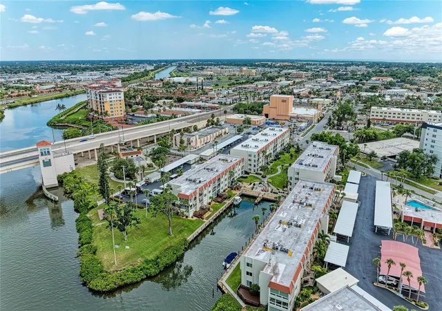 Photo 1 of Condo for sale at 220 Santa Maria St #338, Venice, FL 34285 | MLS# A4699490 | Listing updated on 2026-09-11